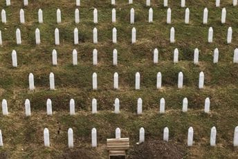 Majke Srebrenice: Pozivamo crnogorske poslanike da podrže inicijativu o smjeni Mandića