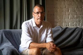 Beograd: Pretučen pisac Vladimir Arsenijević uoči događaja povodom obilježavanja godišnjice genocida u Srebrenici