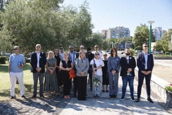 Evropski savez: Suočavanje s prošlošću i jasno odbacivanje svakog oblika negiranja genocida predstavljaju temelje odgovorne politike Evropski savez: Suočavanje s prošlošću i jasno odbacivanje svakog oblika negiranja genocida predstavljaju temelje odgovorne politike
