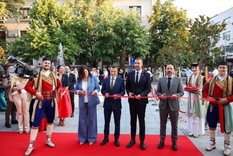 Otvorena nova zgrada Gradskog pozorišta; Mujović: Ovo je pobjeda kulture i umjetnosti