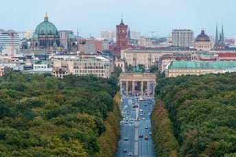 Užas u Berlinu: Muškarac optužen da je silovao desetine žena dok su bile bez svijesti i sve snimao Užas u Berlinu: Muškarac optužen da je silovao desetine žena dok su bile bez svijesti i sve snimao