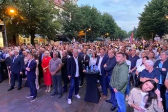 Mandić u Beranama: Dugo su Srbi bili građani drugog reda, želimo da budemo ključni faktor mira, stabilnosti i razvoja Mandić u Beranama: Dugo su Srbi bili građani drugog reda, želimo da budemo ključni faktor mira, stabilnosti i razvoja