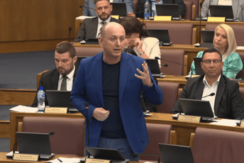 Knežević najavio 'političku nuklearnu bombu': Tvrdi da će srušiti Vladu Crne Gore