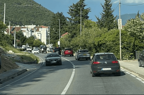 Udes u Bijeloj: Teško povrijeđen motociklista