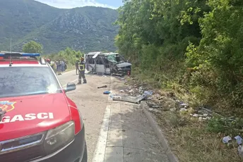 Liječenje nastavljaju u Nišu: Povrijeđeni iz nesreće u Lipcima sjutra lete iz Tivta Liječenje nastavljaju u Nišu: Povrijeđeni iz nesreće u Lipcima sjutra lete iz Tivta
