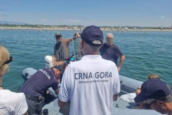 U Ulcinju kontrolisani vozači plovila: Utvrđeni prekršaji kod državljana Crne Gore i Srbije U Ulcinju kontrolisani vozači plovila: Utvrđeni prekršaji kod državljana Crne Gore i Srbije
