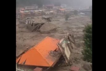 (VIDEO) Avganistan: Najmanje 20 stradalih i više od 100 nestalih u poplavama (VIDEO) Avganistan: Najmanje 20 stradalih i više od 100 nestalih u poplavama