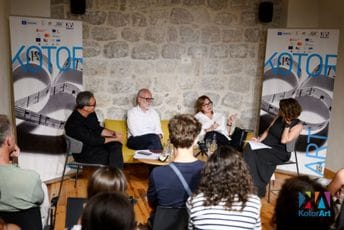 Odgovorni prema očuvanju naslijeđenih vrijednosti: Može li se tradicija sačuvati kao živa vrijednost Odgovorni prema očuvanju naslijeđenih vrijednosti: Može li se tradicija sačuvati kao živa vrijednost