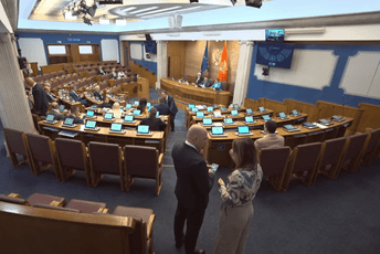 Vuković-Kuč: Negatori genocida danas ulaze u Vladu, ovo je zastiđe i bruka