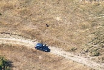Tragedija u Albaniji: Dvije osobe mrtve, jedna ranjena, talačka kriza trajala satima Tragedija u Albaniji: Dvije osobe mrtve, jedna ranjena, talačka kriza trajala satima