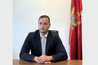 Jovović: Zatvaranje Poglavlja 8 znači kraj privilegija na tržištu i više šansi za građane i privredu Jovović: Zatvaranje Poglavlja 8 znači kraj privilegija na tržištu i više šansi za građane i privredu