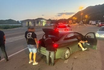 Na crnogorskim graničnim prelazima uhapšeno pet stranih državljana