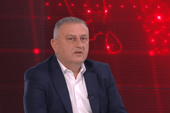 Radulović: Dešavaju se vrlo čudne stvari, kao da neko želi da više nema Crnogoraca na Kosovu Radulović: Dešavaju se vrlo čudne stvari, kao da neko želi da više nema Crnogoraca na Kosovu