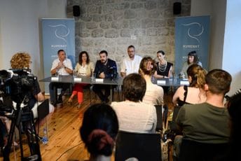 Predstavljena kandidatura Kotora za Mediteransku prijestonicu kulture i dijaloga 2028: Kroz kulturu, dijalog i saradnju dodatno će osnažiti razvoj grada Predstavljena kandidatura Kotora za Mediteransku prijestonicu kulture i dijaloga 2028: Kroz kulturu, dijalog i saradnju dodatno će osnažiti razvoj grada