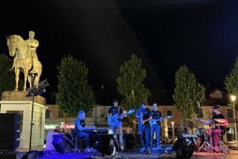 Festival „SyNK – Džez na korzu“ u Nikšiću privukao brojnu publiku i vrhunske džez umjetnike Festival „SyNK – Džez na korzu“ u Nikšiću privukao brojnu publiku i vrhunske džez umjetnike