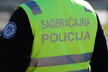 U Ulcinju uhapšen državljanin Kosova: Vozio pijan sa isteklom dozvolom U Ulcinju uhapšen državljanin Kosova: Vozio pijan sa isteklom dozvolom