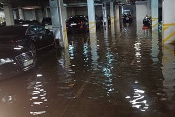Nevrijeme potopilo dio zgrade OB Podgorica: Poplavljene garaže, prostorije za zadržavanje i kriminalističku obradu Nevrijeme potopilo dio zgrade OB Podgorica: Poplavljene garaže, prostorije za zadržavanje i kriminalističku obradu
