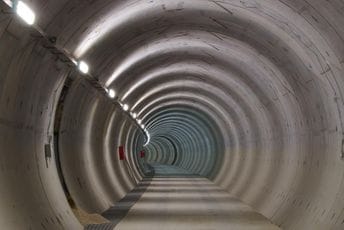 Jedan od najvećih infrastrukturnih projekata: Između Austrije i Italije probijen željeznički tunel dug 55 kilometara i vrijedan 10,5 milijardi eura