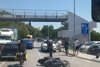 Nezgoda u Sutomoru: Povrijeđen motociklista Nezgoda u Sutomoru: Povrijeđen motociklista