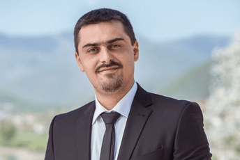 Mirsad Bajraktarević kandidat za konzula Crne Gore u Njujorku Mirsad Bajraktarević kandidat za konzula Crne Gore u Njujorku