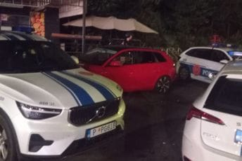 Herceg Novi: Britanski državljanin se pet sati zaključao u vozilo sa suprugom i dvoje djece