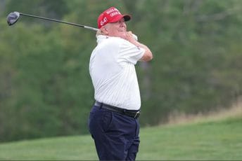 Naoružani muškarac uhapšen u blizini Trampovog golf terena uoči predsjednikove posjete Naoružani muškarac uhapšen u blizini Trampovog golf terena uoči predsjednikove posjete