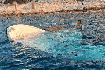 Hrvatska: Turistima potonuo brod, sa susjednog plovila se smijali i provocirali