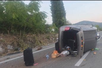Saobraćajna nezgoda na Barutani: Povrijeđeno šest albanskih državljana, među njima četvoro djece