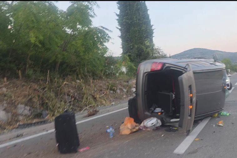 Saobraćajna nezgoda na Barutani: Povrijeđeno šest albanskih državljana, među njima četvoro djece
