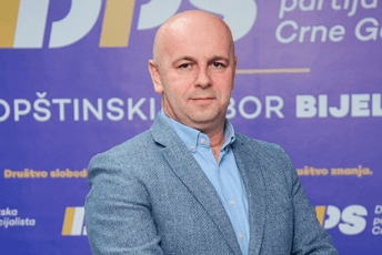 Hasić: Opština Bijelo Polje opet ulaže u zdravstvo, za hitnu pomoć izdvojeno 100.000 eura Hasić: Opština Bijelo Polje opet ulaže u zdravstvo, za hitnu pomoć izdvojeno 100.000 eura