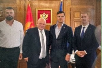 MUP o tvrdnjama navodnog Medenice: Kredibilitet Nikovića potvrdio američki okružni tužilac MUP o tvrdnjama navodnog Medenice: Kredibilitet Nikovića potvrdio američki okružni tužilac