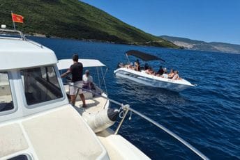 Tokom prve sedmice avgusta 126 kontrola na moru: Izrečeno 45.900 eura kazni i oduzeto devet čamaca Tokom prve sedmice avgusta 126 kontrola na moru: Izrečeno 45.900 eura kazni i oduzeto devet čamaca