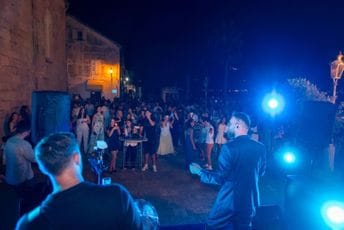 Prvo Peraško veče: Danijel Alibabić napravio atmosferu za pamćenje (FOTO / VIDEO)