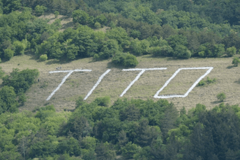 Slovenačka opština traži da natpis "Tito" bude proglašen spomenikom kulture Slovenačka opština traži da natpis "Tito" bude proglašen spomenikom kulture