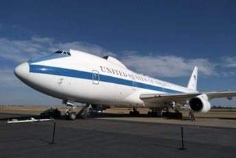Najnoviji detalji: Tramp u Turskoj evakuiran zbog informacija da će njegov avion biti gađan raketom s ramena Najnoviji detalji: Tramp u Turskoj evakuiran zbog informacija da će njegov avion biti gađan raketom s ramena