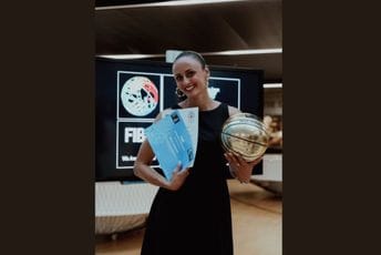 Milica Jovanović nova direktorka ženskih selekcija u Košarkaškom savezu Crne Gore Milica Jovanović nova direktorka ženskih selekcija u Košarkaškom savezu Crne Gore