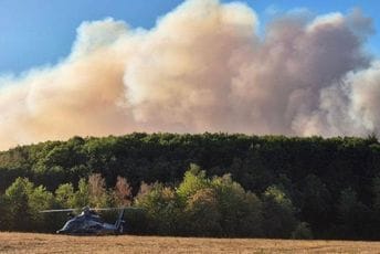 Požar se širi prema selu u Njemačkoj: Vlasti naredile evakuaciju 1.800 ljudi Požar se širi prema selu u Njemačkoj: Vlasti naredile evakuaciju 1.800 ljudi