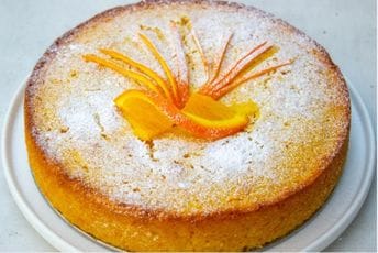 Mekan i prepun svježeg citrusnog ukusa: Napravite sočni kolač od cijelih narandži Mekan i prepun svježeg citrusnog ukusa: Napravite sočni kolač od cijelih narandži