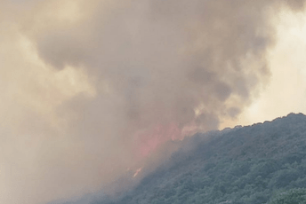 Herceg Novi: Borba i dalje traje, ugroženih objekata trenutno nema