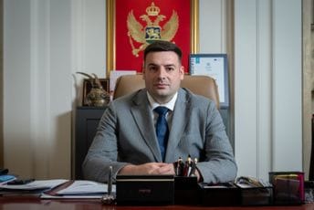 Kljajić razriješen sa pozicije predsjednika Savjeta Agencije za sajber bezbjednost Kljajić razriješen sa pozicije predsjednika Savjeta Agencije za sajber bezbjednost