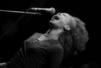 Erika Badu krajem mjeseca objavljuje novi album, ali se o njemu malo toga zna