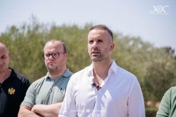 Spajić: U gašenju požara angažovani svi državni kapaciteti, hvala  herojima koji čuvaju Crnu Goru