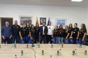 Kovačević sa rukometašicama: Vi ste dobra djeca, to je temelj vašeg uspjeha