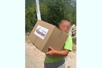 Fondacija Volonteri Crne Gore: Podijeljeno 50 paketa pomoći ugroženim porodicama, podrška i za liječenje i stanovanje