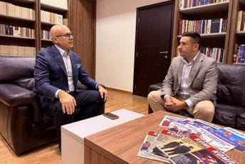 Dajković sa Vučevićem: Granice mogu razdvojiti države ali ne braću, Srbi su jedan narod ma gdje živjeli Dajković sa Vučevićem: Granice mogu razdvojiti države ali ne braću, Srbi su jedan narod ma gdje živjeli