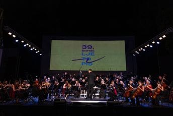 Koncertom “Ljetnji muzički vatromet” završen 39. Barski ljetopis: Sunđić: Neophodno je da pravimo mostove i da nas upravo kultura povezuje Koncertom “Ljetnji muzički vatromet” završen 39. Barski ljetopis: Sunđić: Neophodno je da pravimo mostove i da nas upravo kultura povezuje