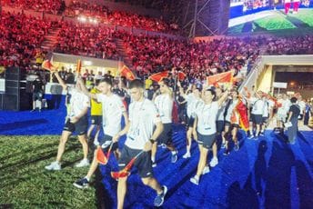 Gojković i Milenković nosili crnogorsku zastavu: Otvorene Mediteranske igre (FOTO) Gojković i Milenković nosili crnogorsku zastavu: Otvorene Mediteranske igre (FOTO)