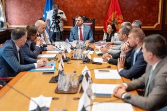 Za tri mjesta u Sudskom savjetu prijavilo se četvoro kandidata Za tri mjesta u Sudskom savjetu prijavilo se četvoro kandidata