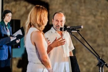 Farhadiju uručena počasna povelja Hercegnovskog festivala: Ponosan sam, jer sam kroz filmove upoznao ljude različitih kultura