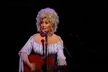 Prisjećanje na Doli Parton: Ovo je pet njenih velikih hitova i priče koje stoje iza njih Prisjećanje na Doli Parton: Ovo je pet njenih velikih hitova i priče koje stoje iza njih